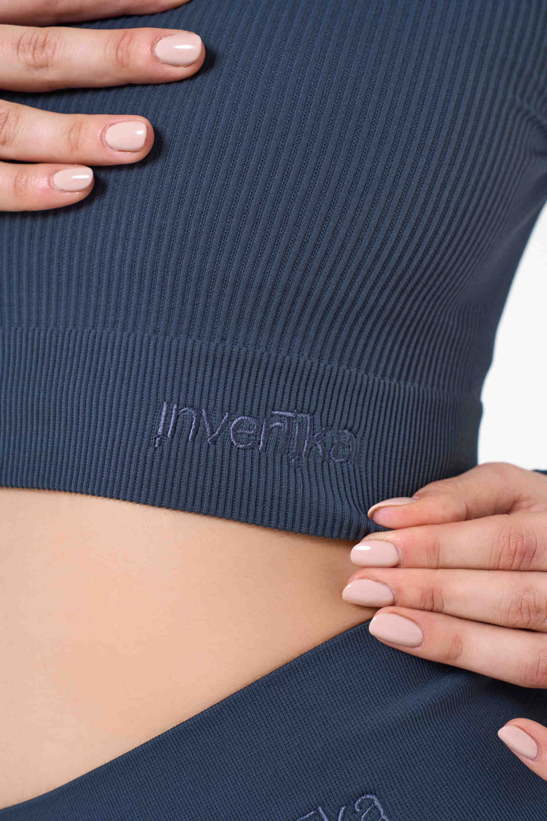 Set Tonika Blue Crop Top e Shorts