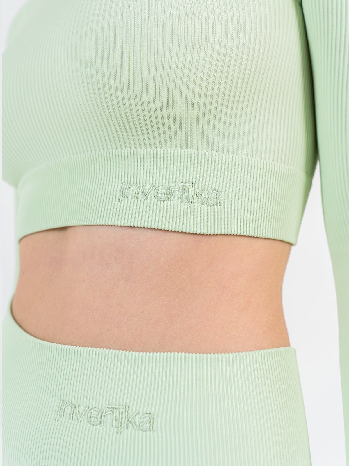 Set Armonika Mint Crop Top e Leggings