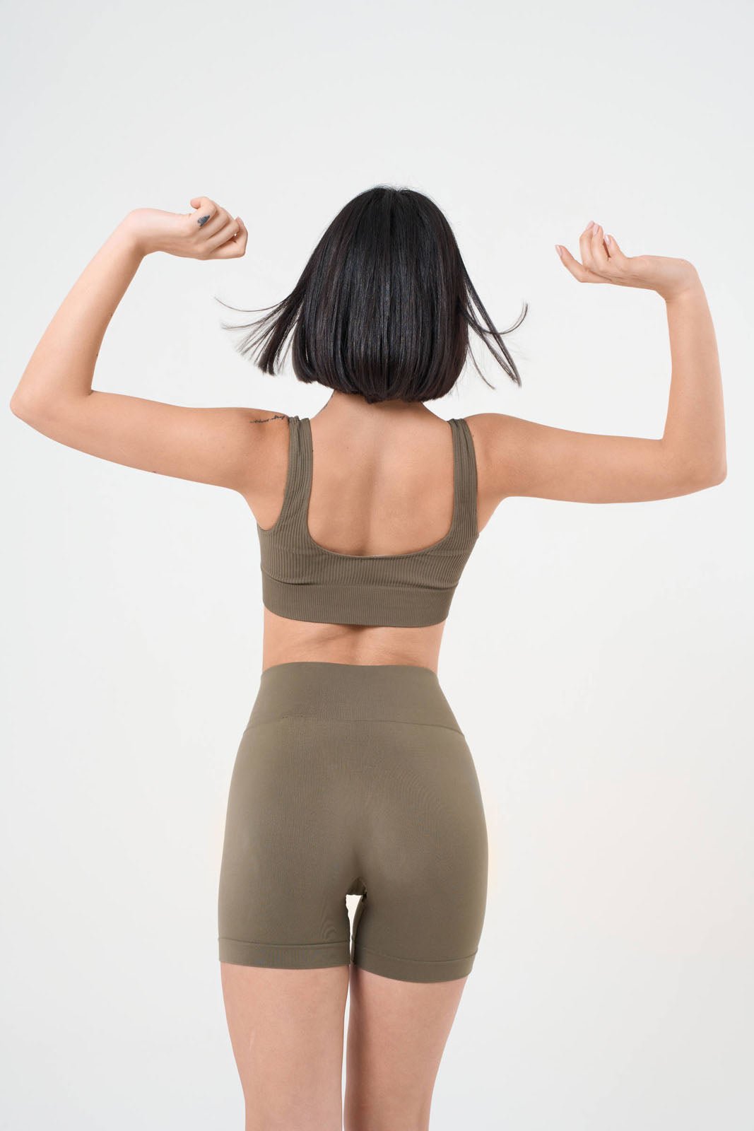 Set Tonika Salvia Top e Shorts