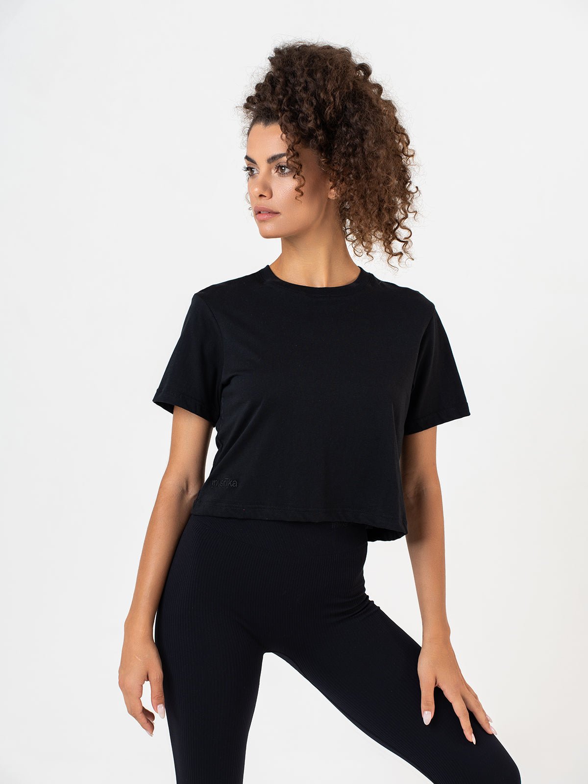 Cosmika T-Shirt Crop