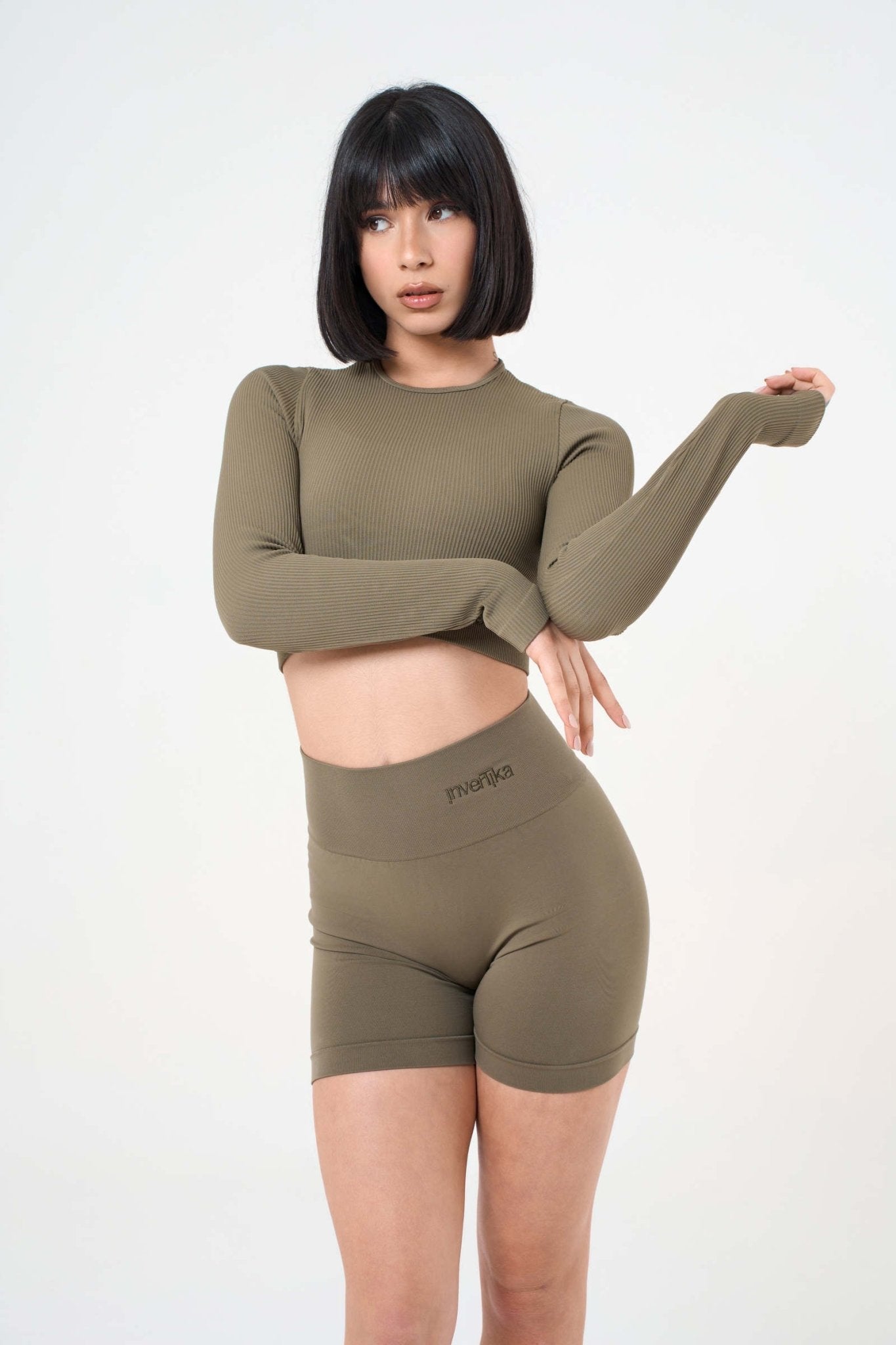 Set Tonika Salvia Crop Top e Shorts