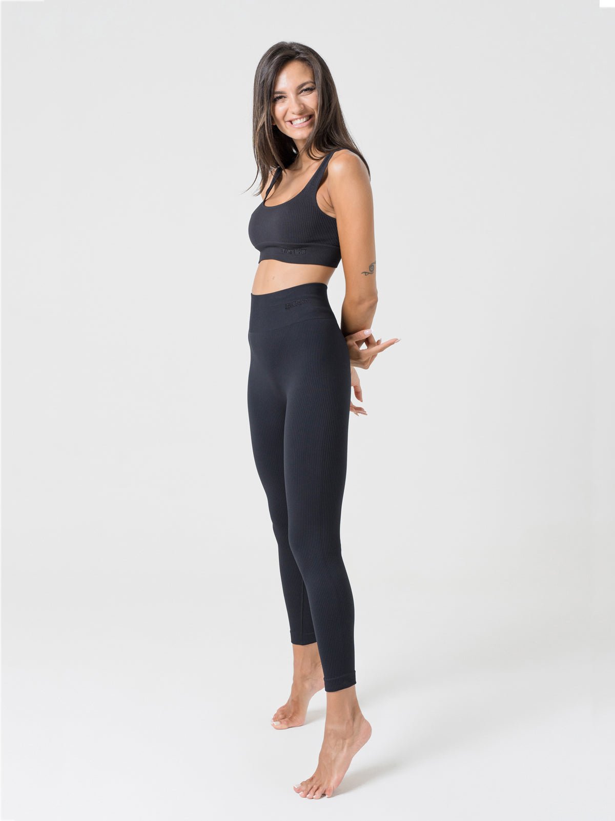 Set Armonika Black Top e Leggings