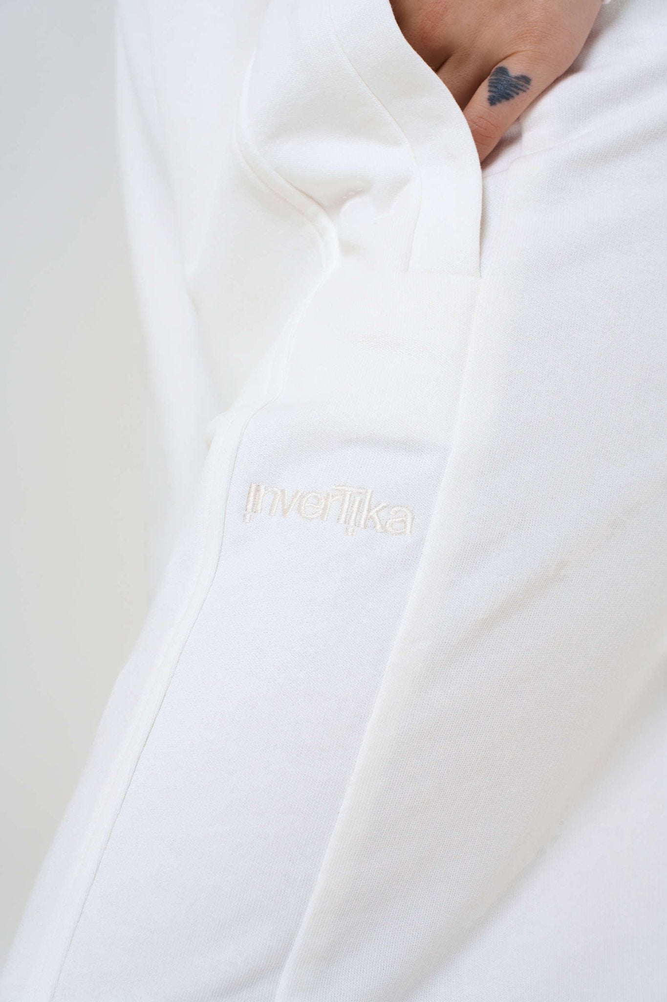 Set Ludika Cream Felpa Crop e Panta Wide - Leg