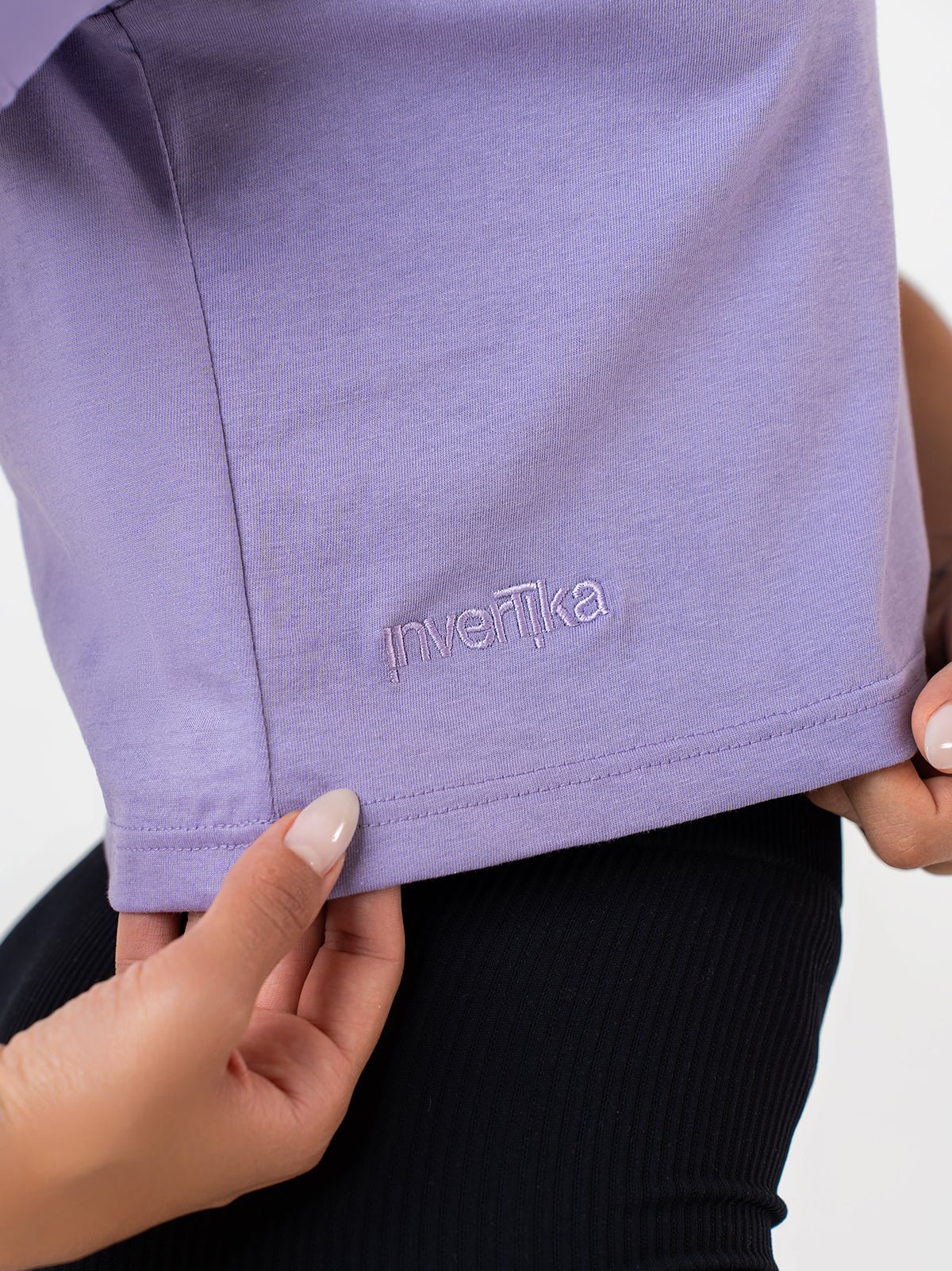 Cosmika T-Shirt Crop