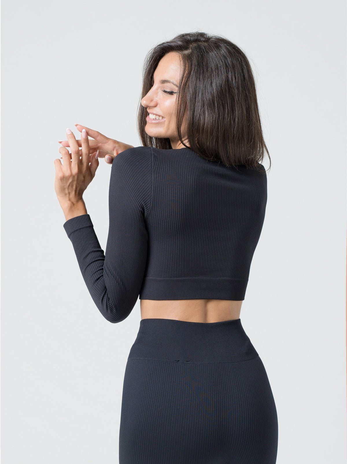 Set Armonika Black Crop Top e Leggings