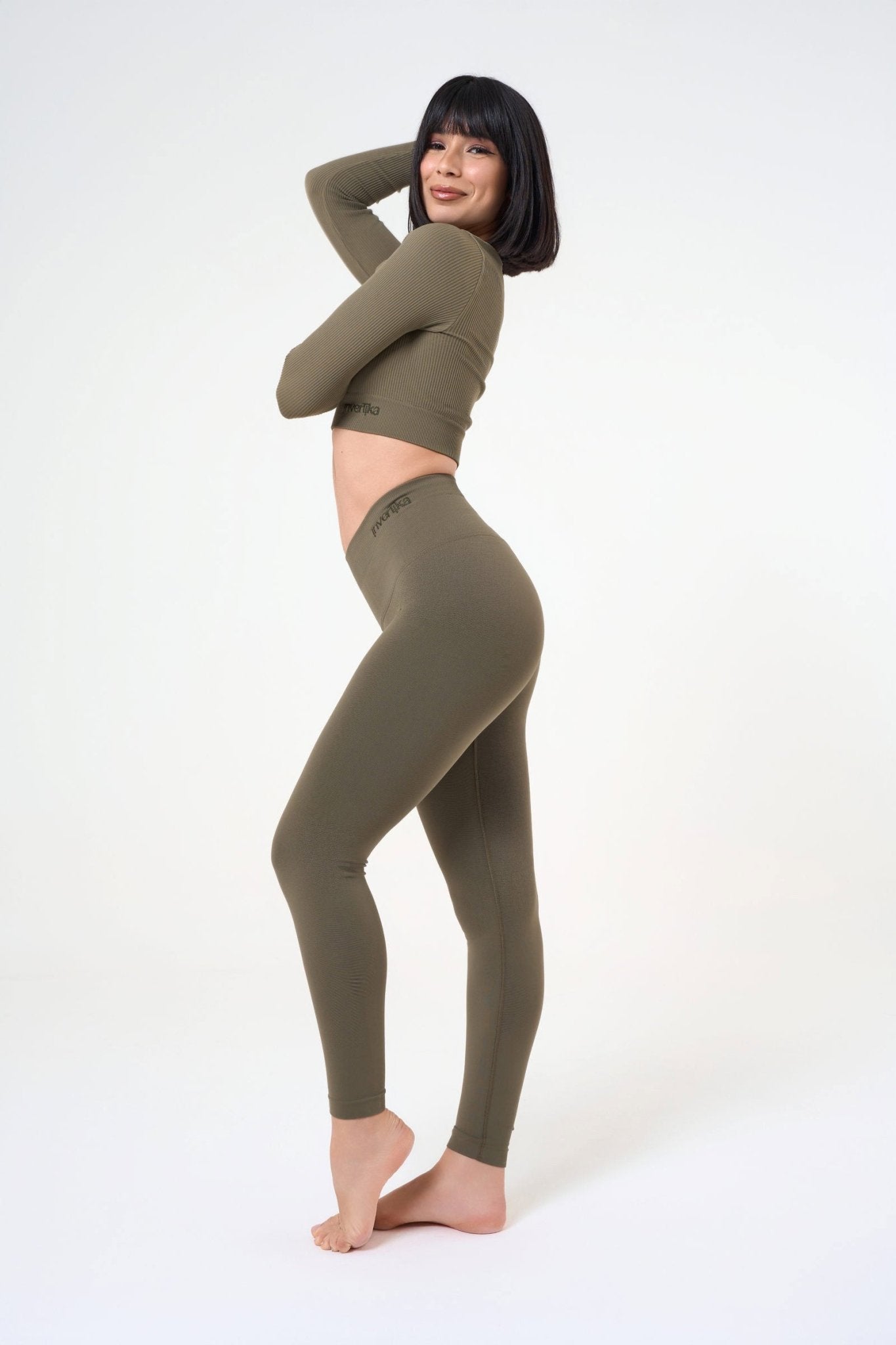 Set Tonika Salvia Crop Top e Leggings