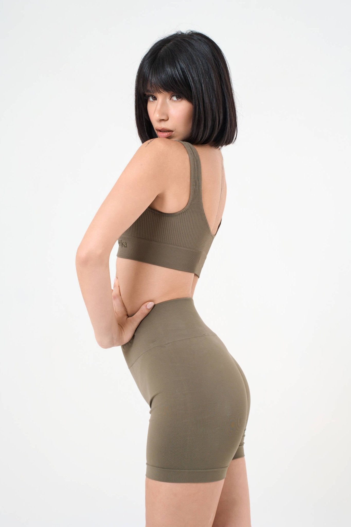 Set Tonika Salvia Top e Shorts