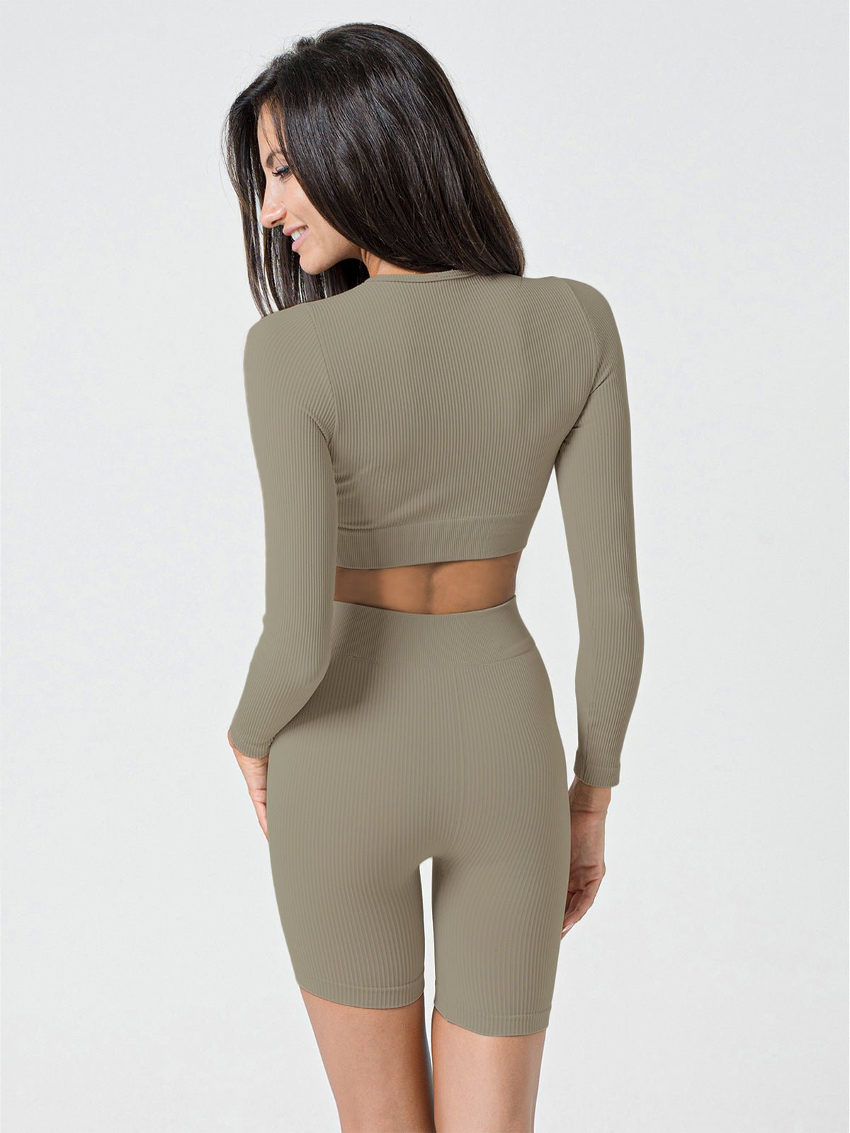 Set Armonika Salvia Crop Top e Bikers