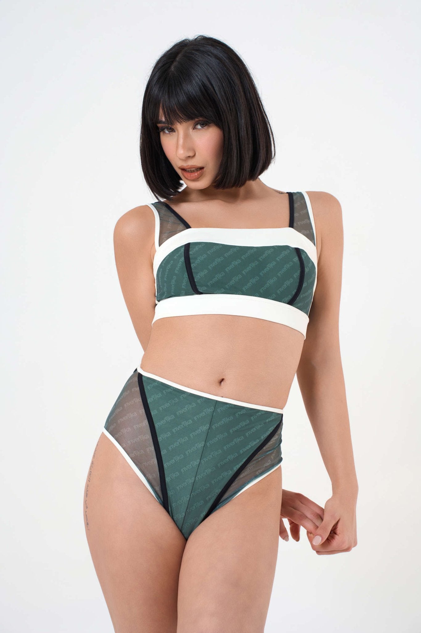 Set Iconika Bottle Green Cream