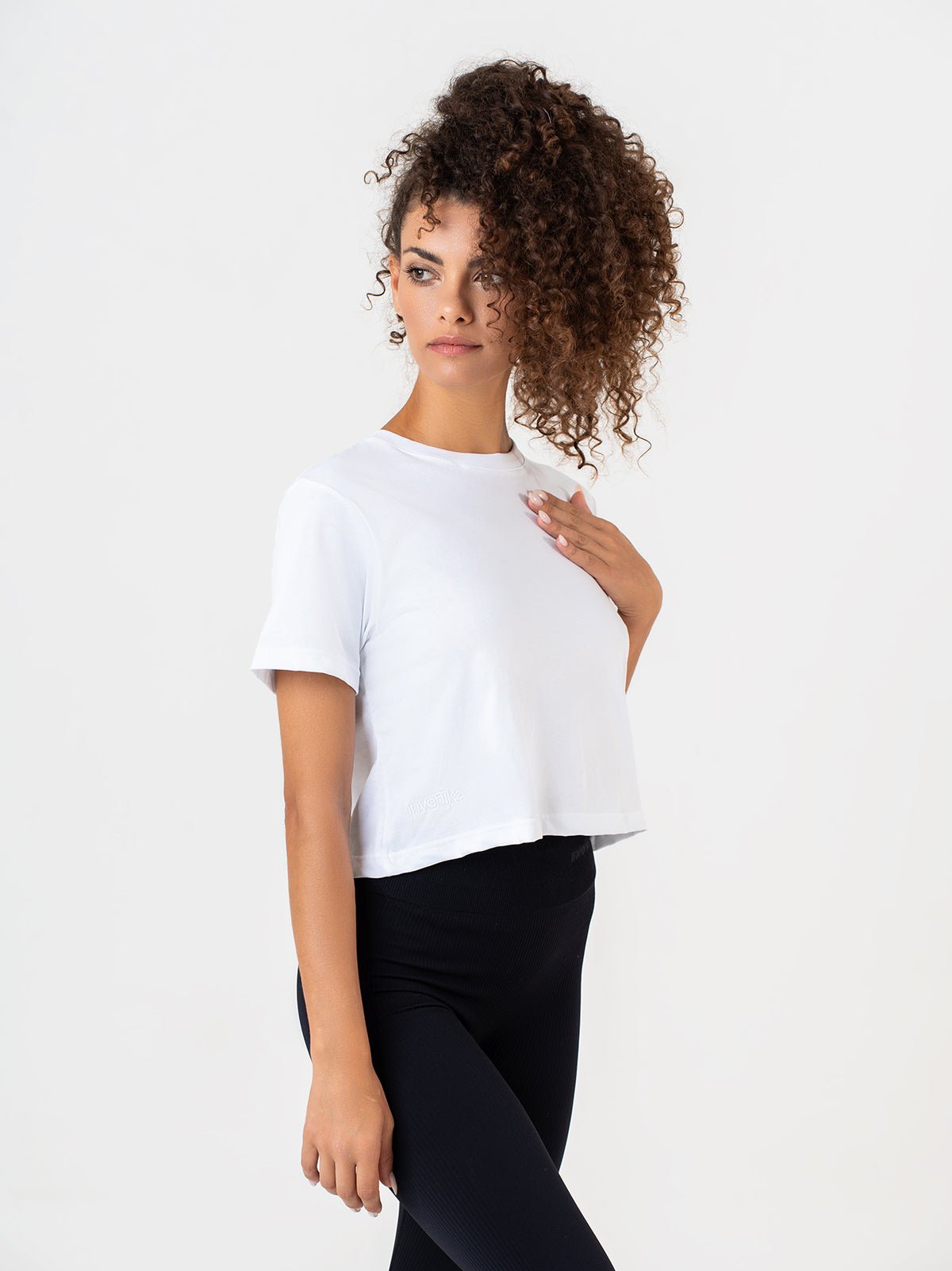 Cosmika T-Shirt Crop