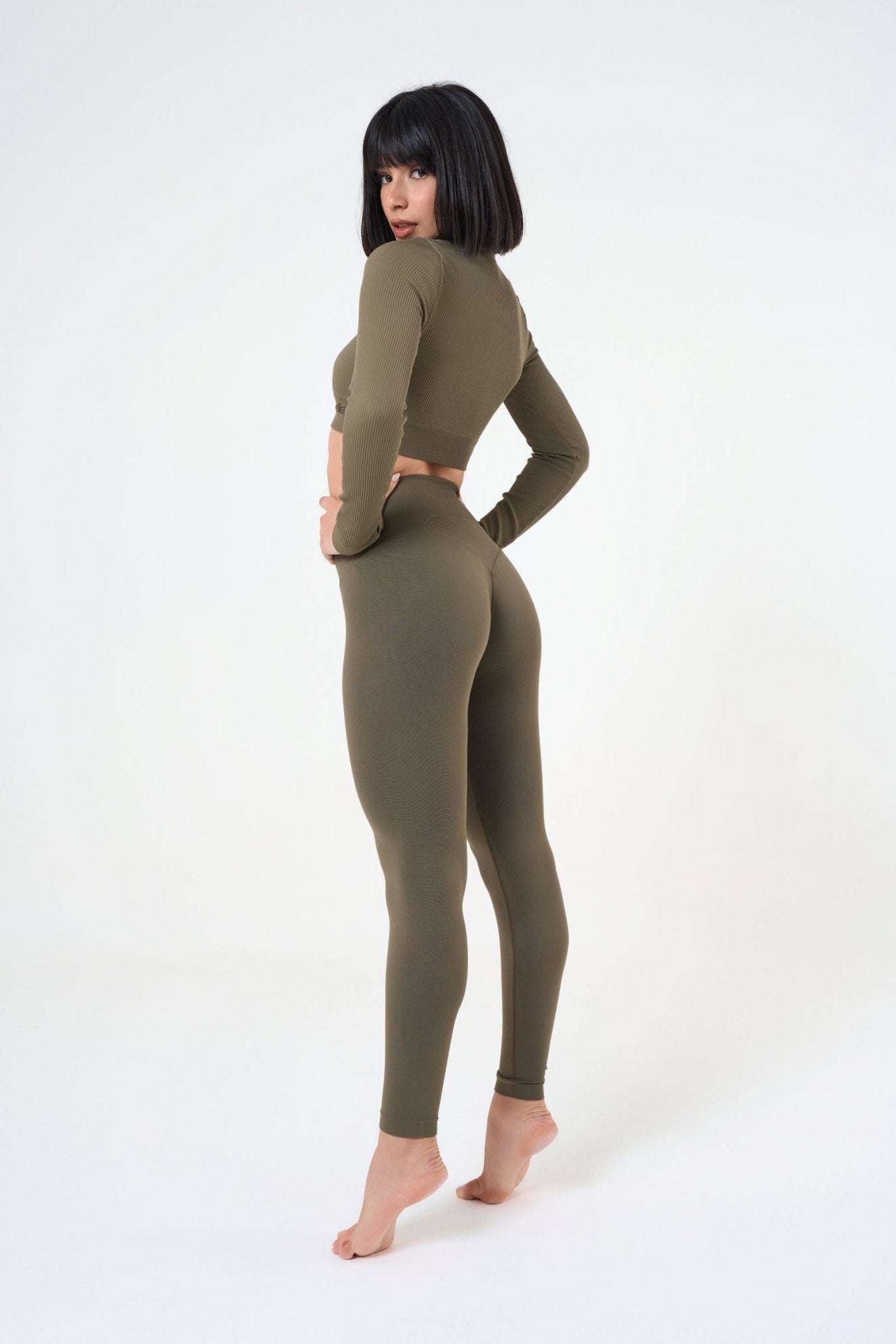 Set Tonika Salvia Crop Top e Leggings