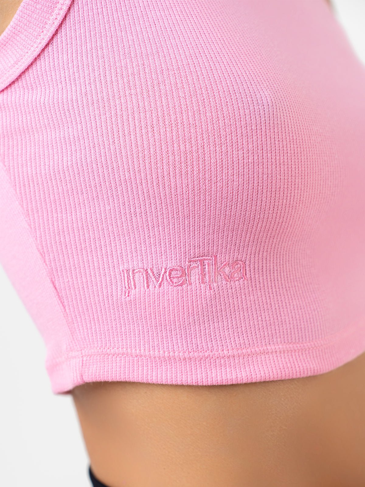 Cosmika Top Crop Pole Queen