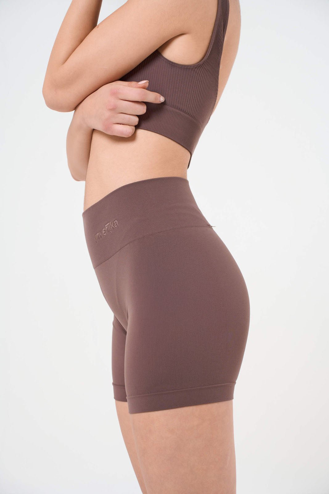 Set Tonika Choco Top e Shorts