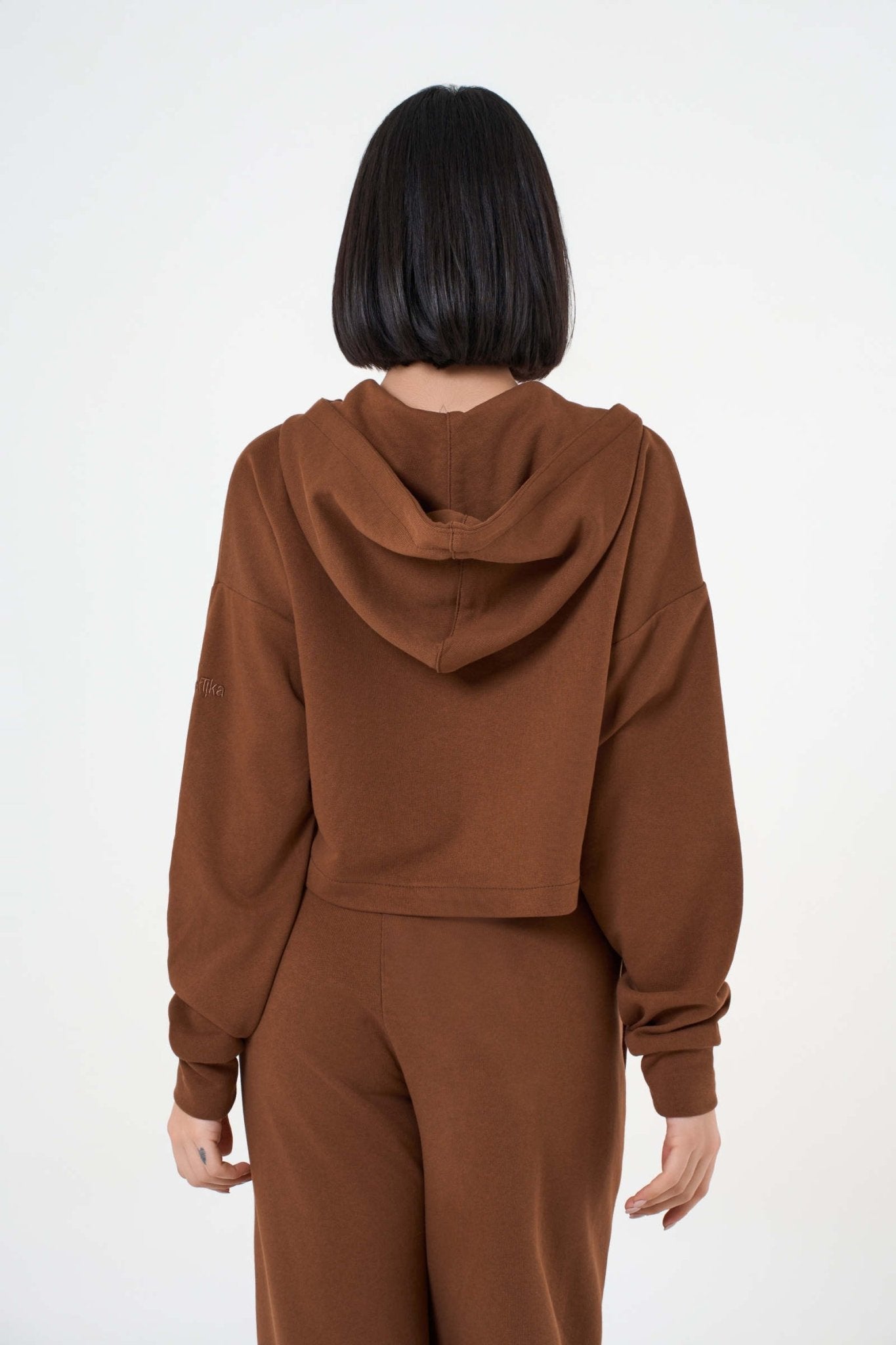 Set Ludika Choco Felpa Crop e Panta Wide - Leg