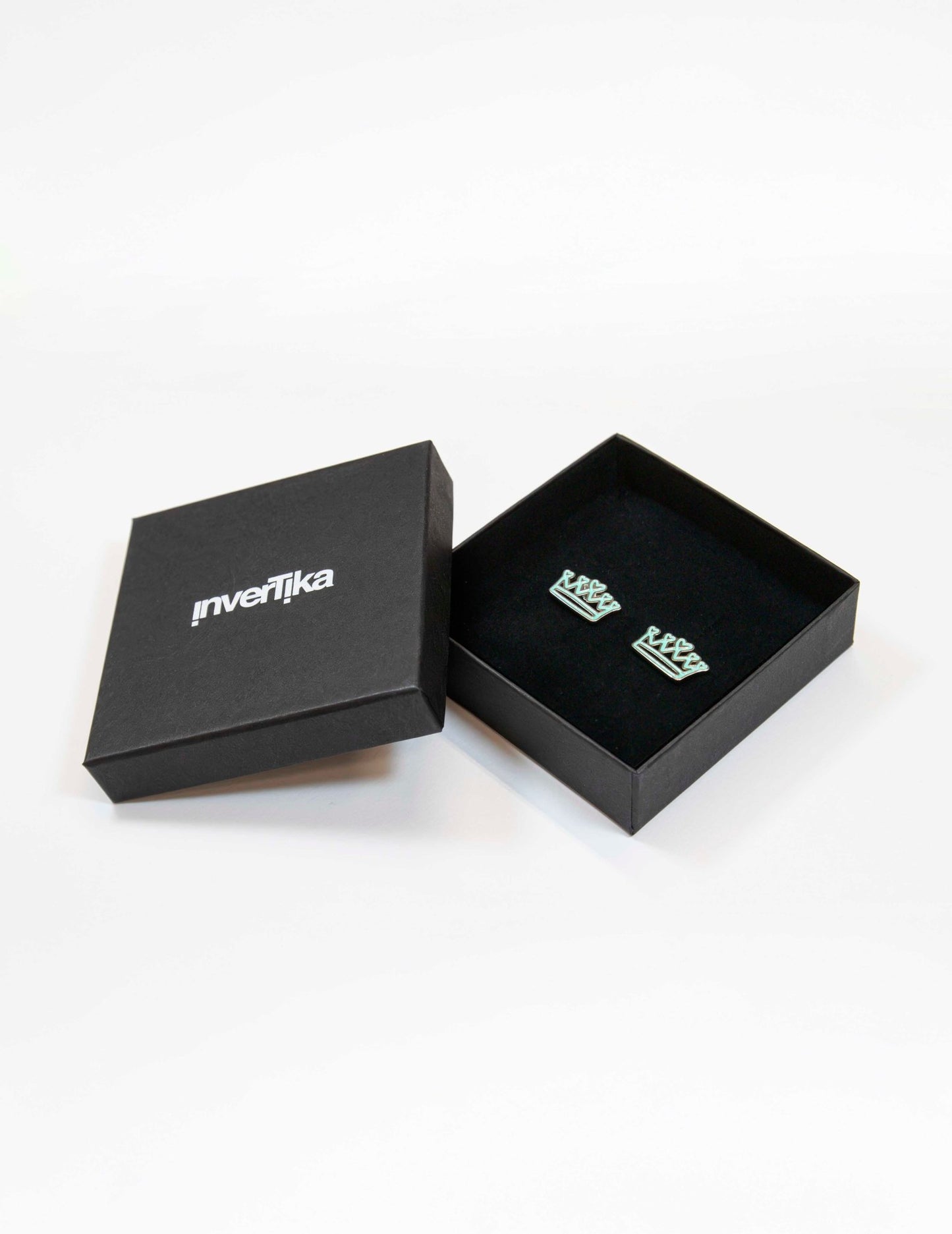 Orecchino Lumika Corona Smaltato Silver