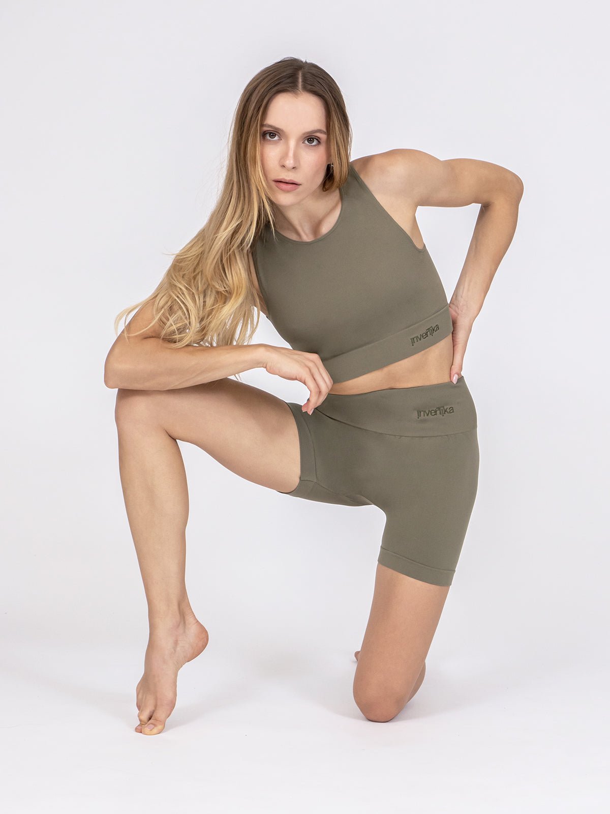 Set Tonika Salvia Top e Shorts