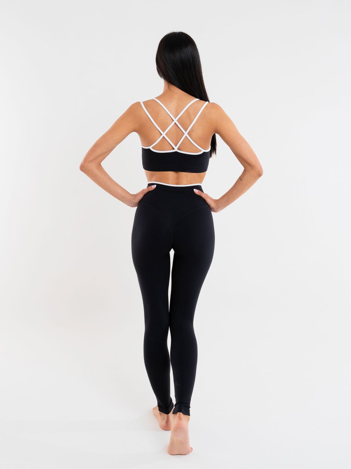 Set Eclettika Nero Top e Leggings