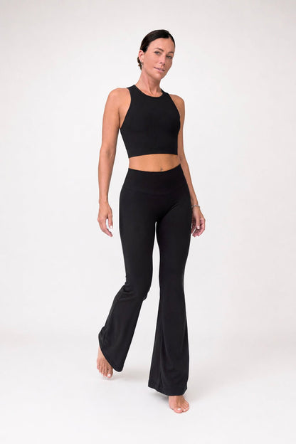 Set Autentika Black Top e Leggings