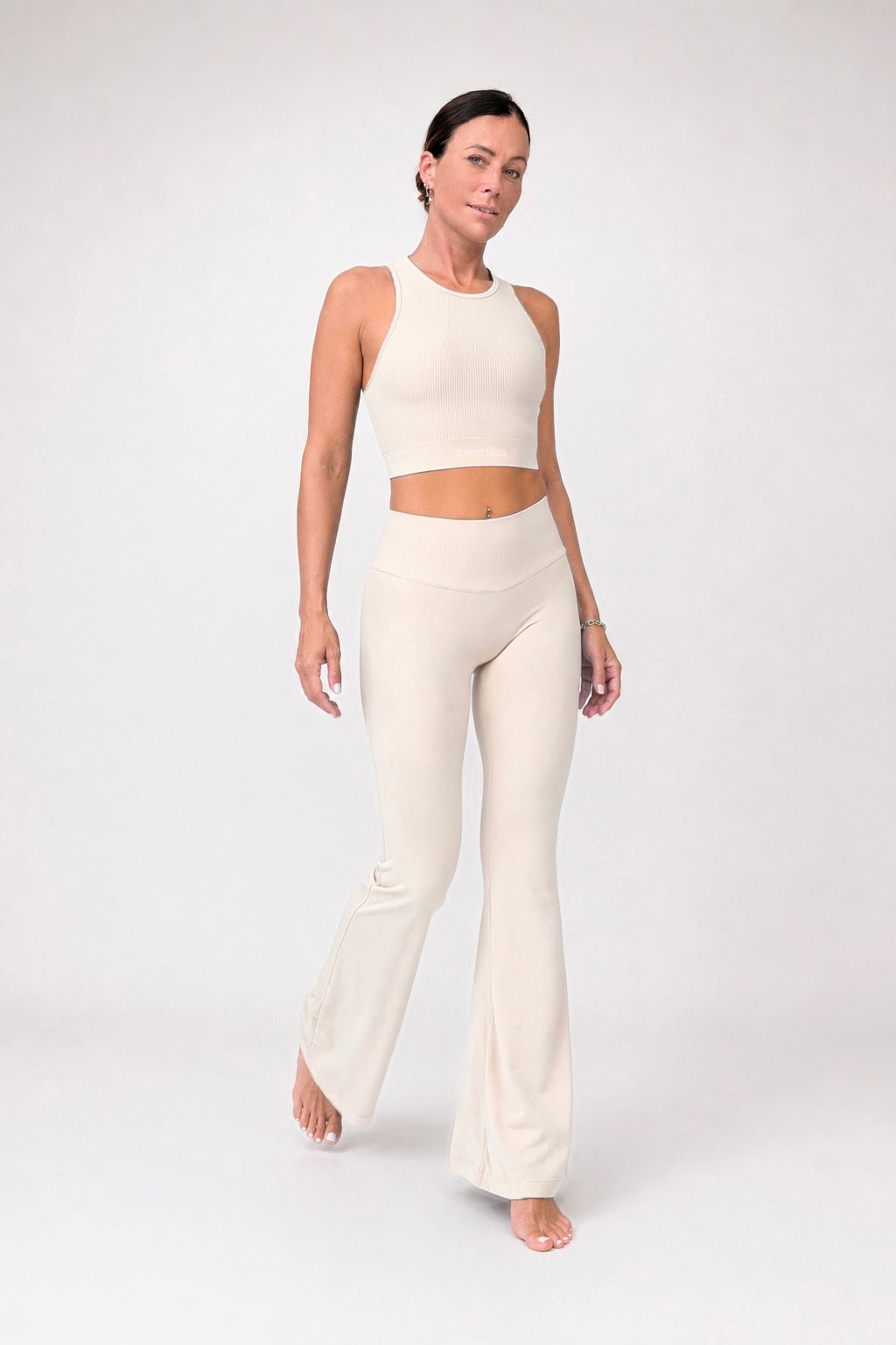 Set Autentika Ivory Top e Leggings