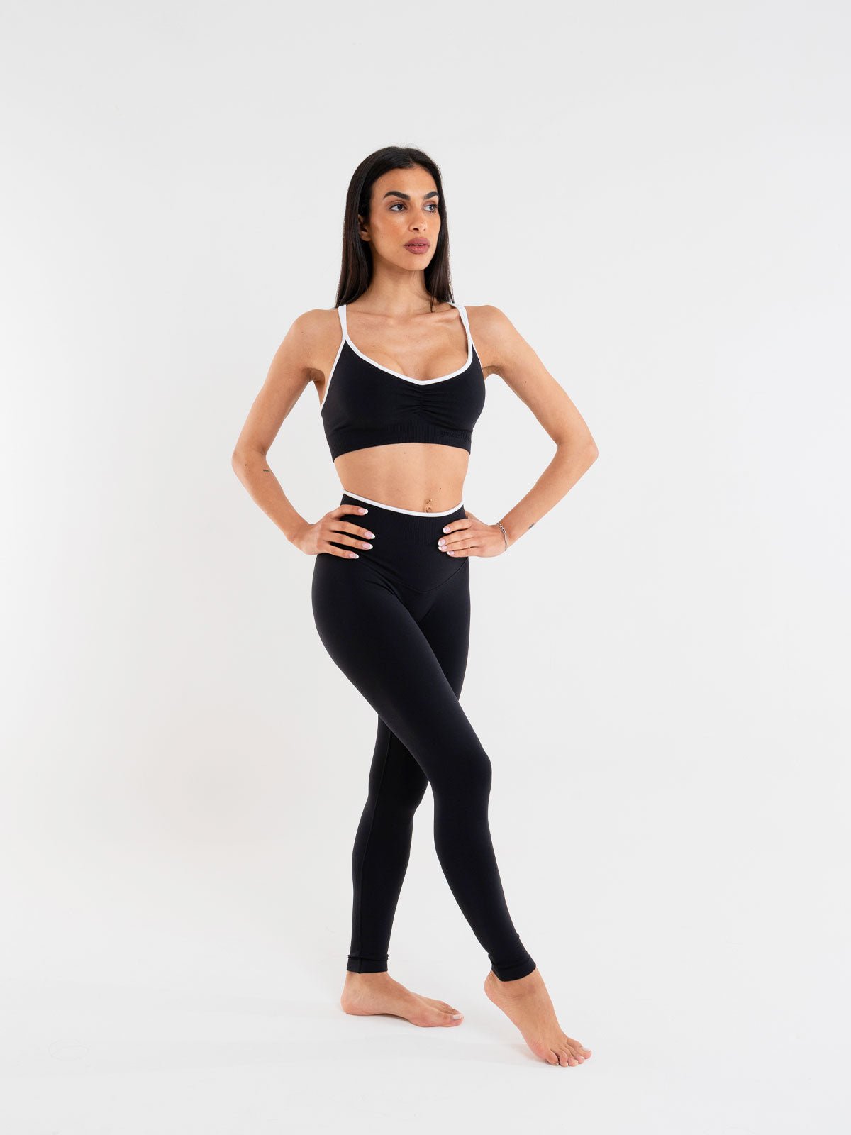 Set Eclettika Nero Top e Leggings